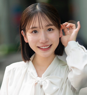 井上 彩香